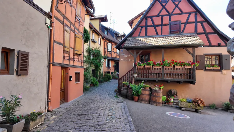 Eguisheim medieval Rue du Rempart thumbnail