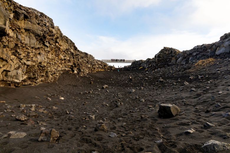 Bridge between continents